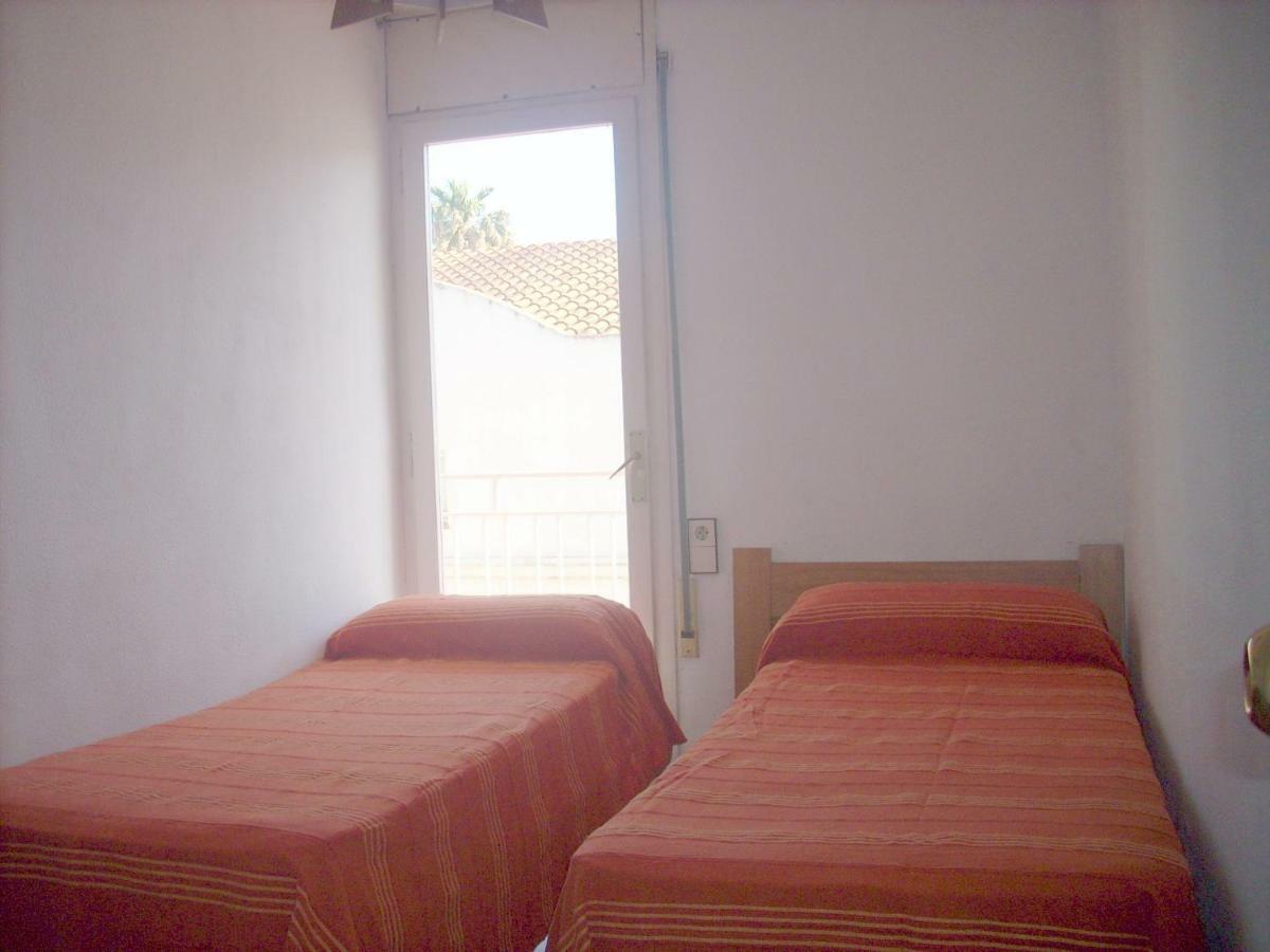 De La Costa Apartment